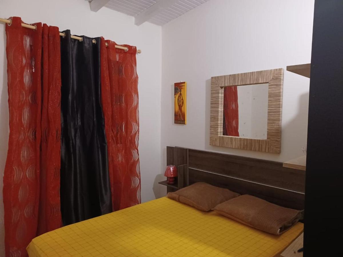 فيلا Charmant Bungalow Du Moule لو مول المظهر الخارجي الصورة